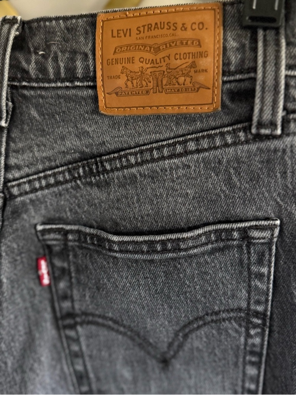 Levi’s Ribcage Flare washed black denim full length jean | Size 25 - Picture 10 of 11
